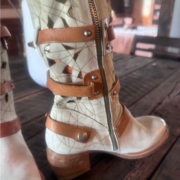 AS98 beautiful stone and camel boot - Picture 3 of 6